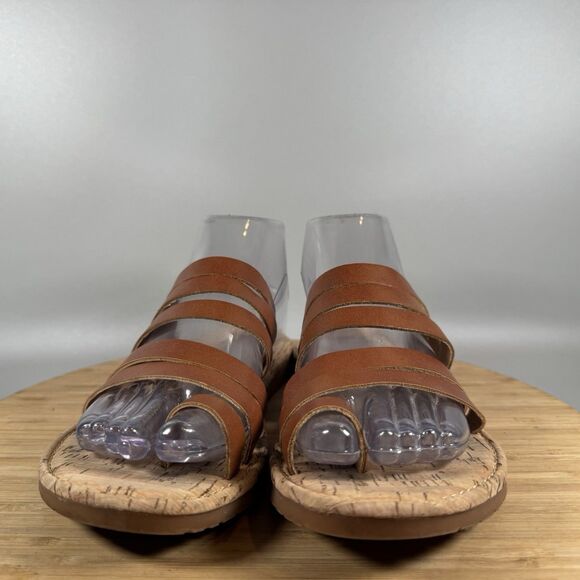 Korks Women's 7 M Shay Brown Faux Leather Strappy Toe Ring Flat‎ Cork Sandals - Picture 2 of 6